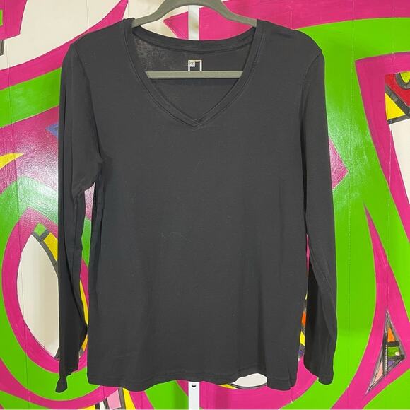 JCP, Black V-Neck Long Sleeve Top. Classic. Size XL. In good used condition! - Picture 1 of 6